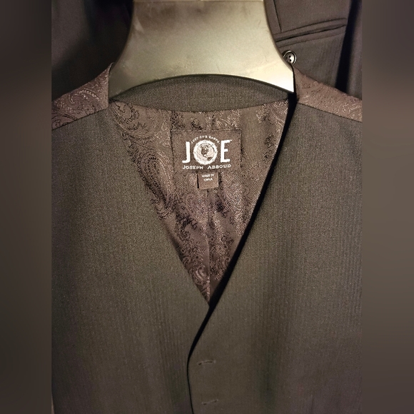 Joseph Abboud Custom Made Herringbone/Paisley Vest And Slacks Bundle - Picture 3 of 13